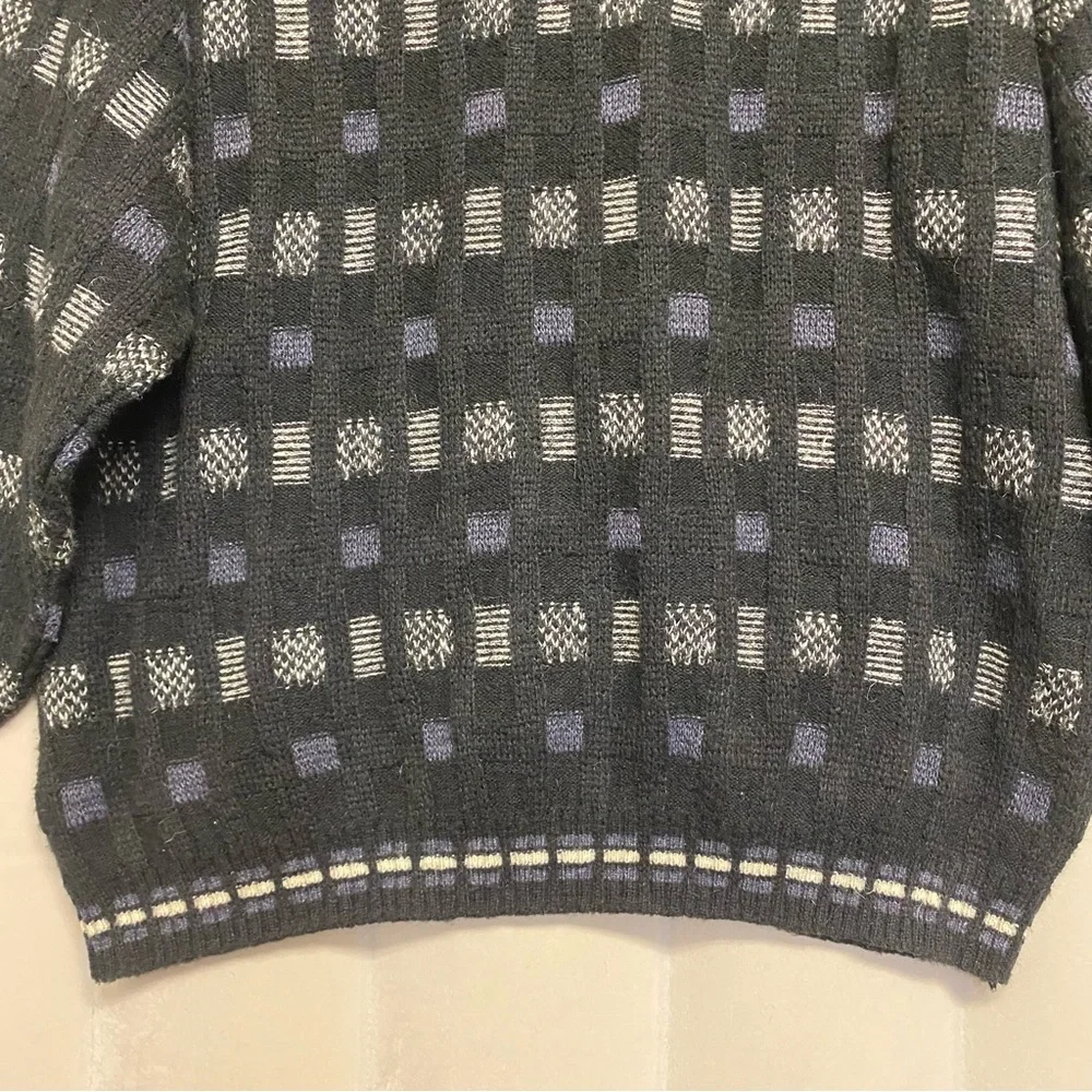 Vintage Daniel Hechter Men’s Sweater Paris France Mohair 3D Textured Knit 1990s